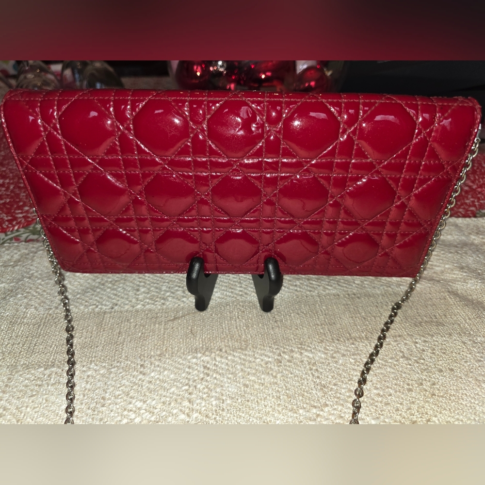 Pre-owned Authenic DIOR Red Patent Cannage Lady Dior Convertible Clutch